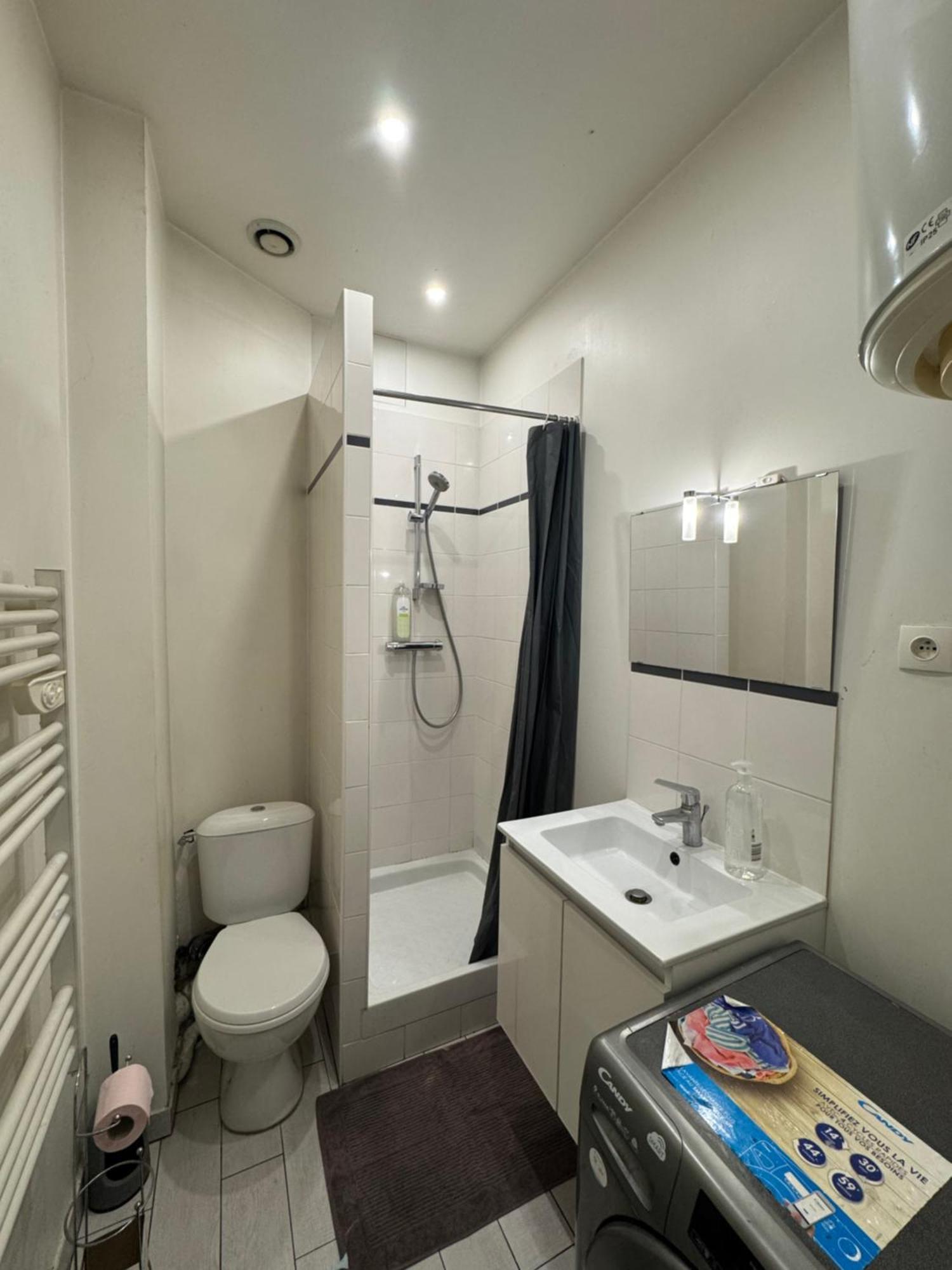 Appartement Proche Centre Ville, Gare Et Autoroute Мелюн Екстериор снимка